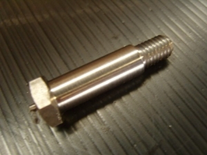 2. Śruba specjalna M8 Z-562 041.002.402
