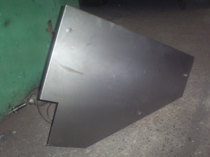6. Osłona boczna III lewa Z-562 000.000.049.1